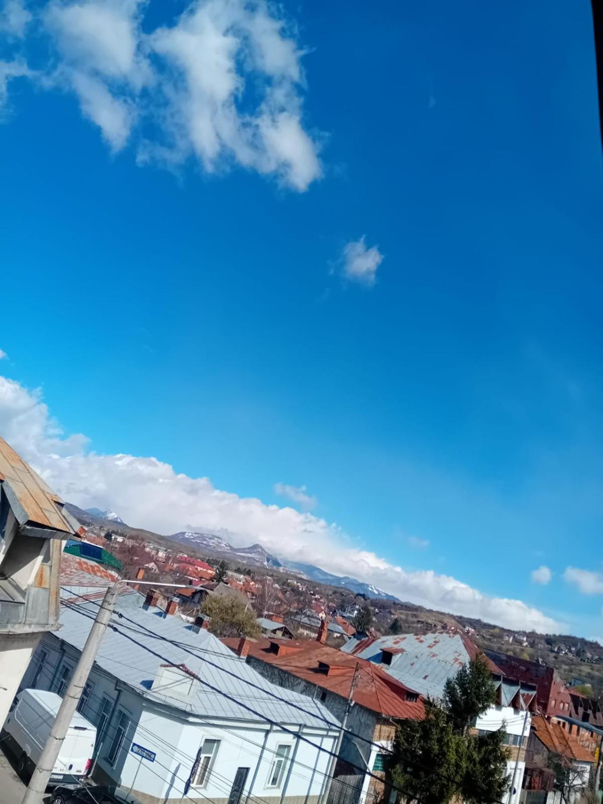 Casa Continentelor Hotell Cîmpulung Exteriör bild
